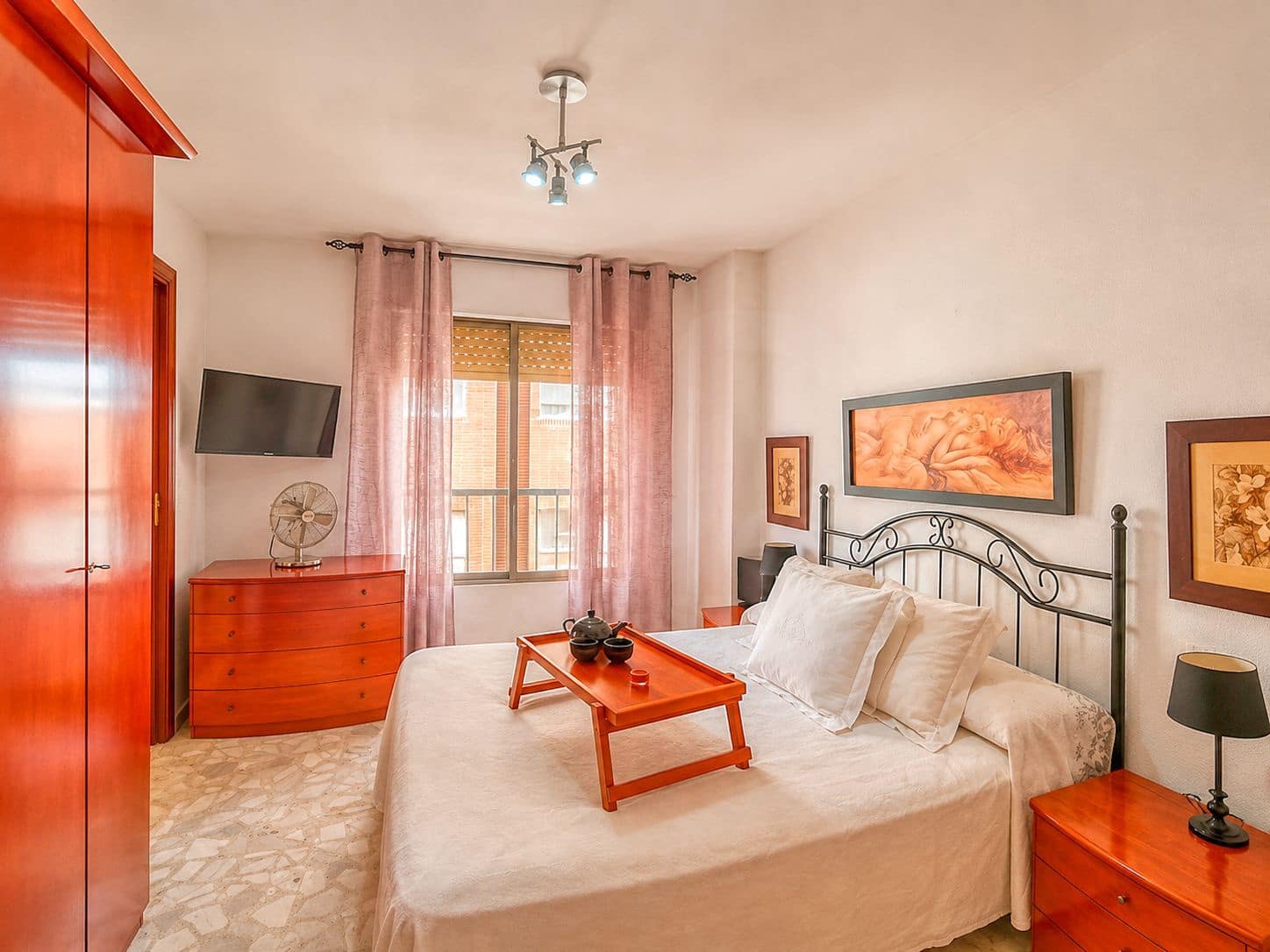 4 Zimmer Apartment zu verkaufen in Alicante / Alacant Stadt - 300.000 € (Ref: 9987955)