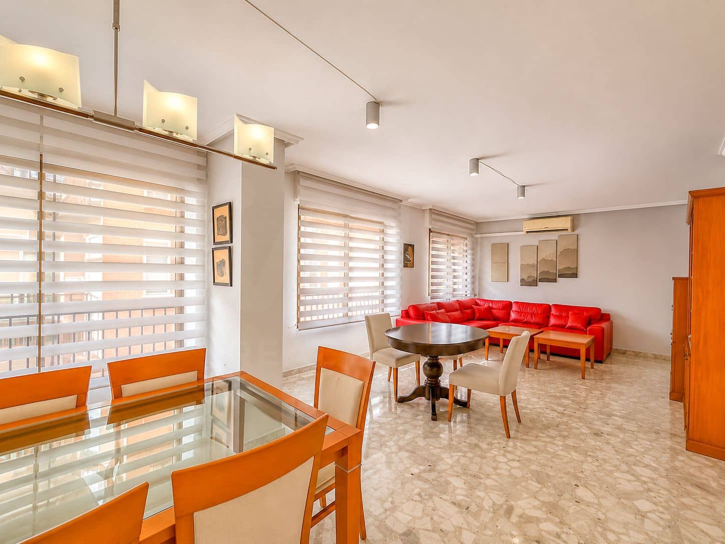 4 Zimmer Apartment zu verkaufen in Alicante / Alacant Stadt - 300.000 € (Ref: 9987955)