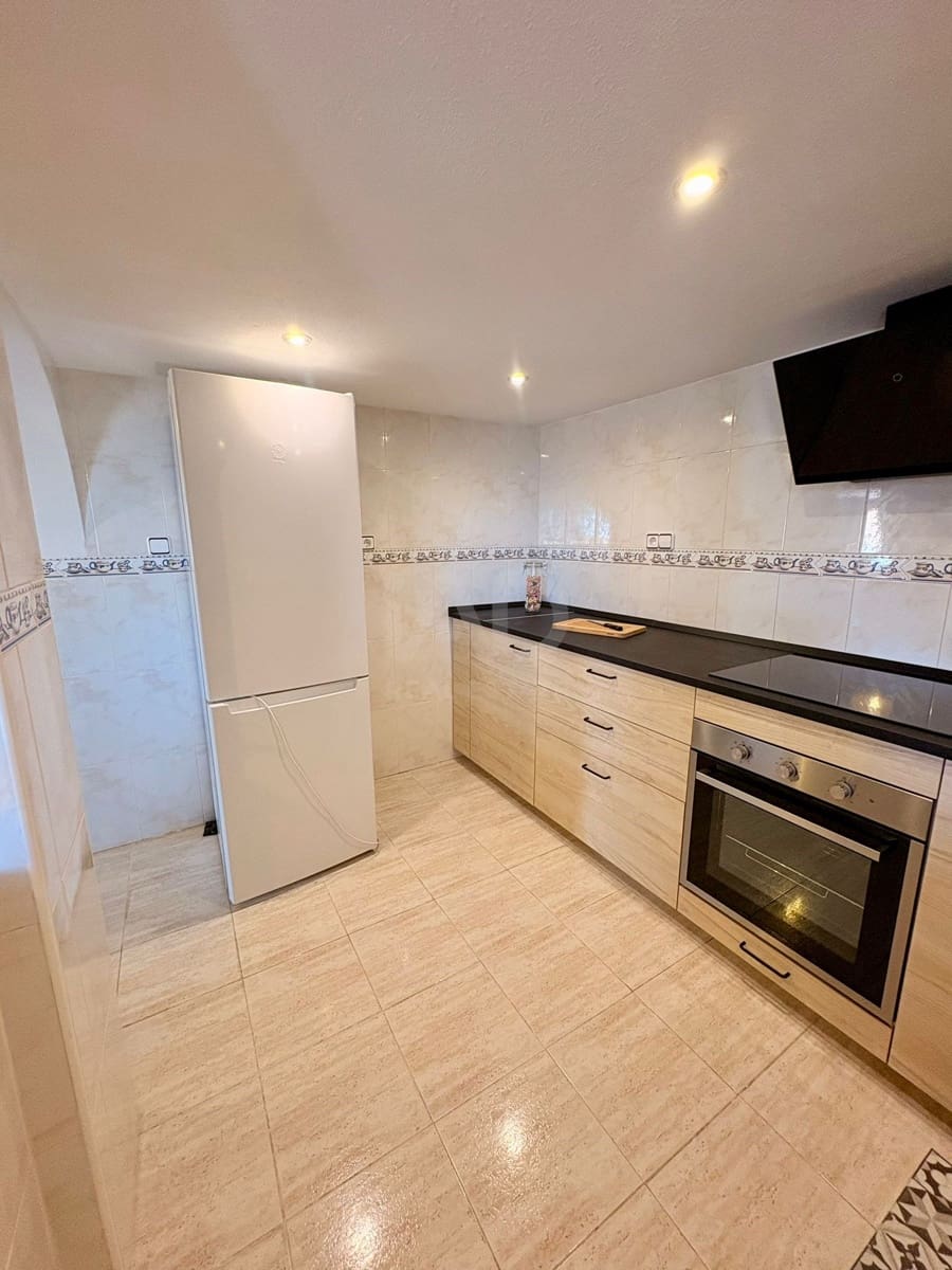 5 sovrum Hus till salu i San Miguel de Salinas med pool - 385 000 € (Ref: 9987956)