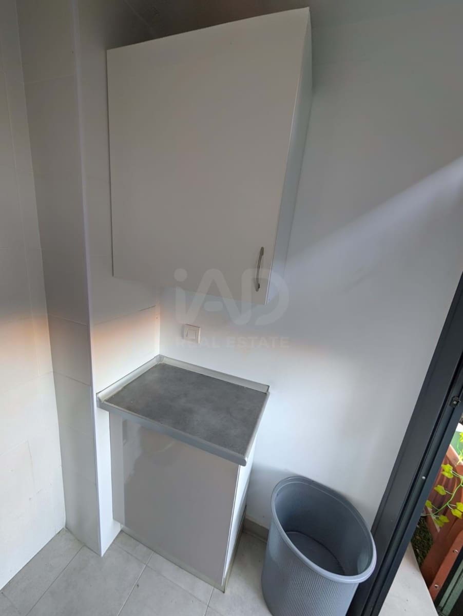 3 soverom Leilighet til salgs i Alicante by med svømmebasseng garasje - € 395 000 (Ref: 9987957)