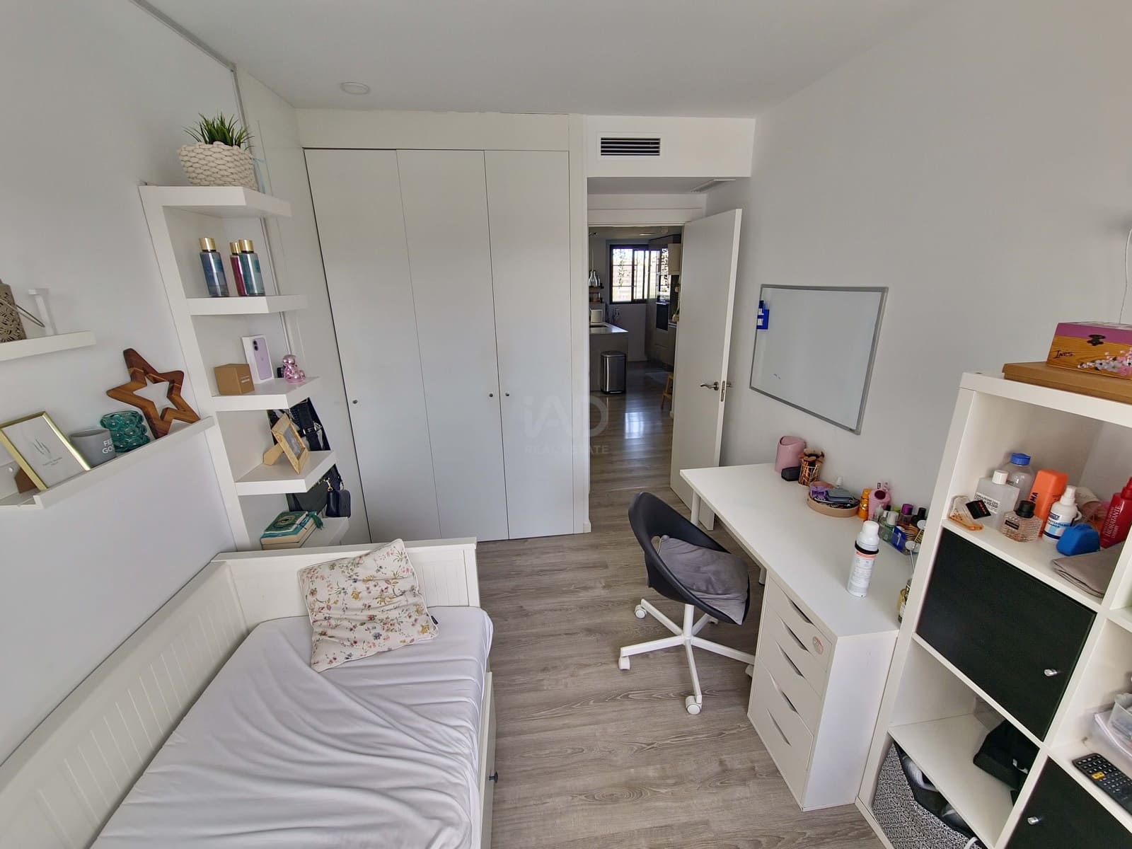 3 soverom Leilighet til salgs i Alicante by med svømmebasseng garasje - € 395 000 (Ref: 9987957)