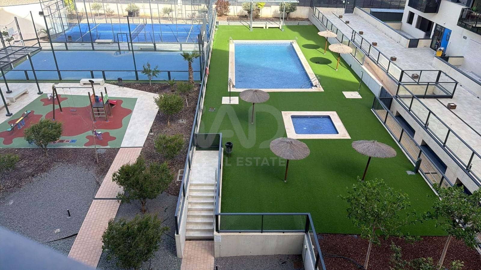 3 soverom Leilighet til salgs i Alicante by med svømmebasseng garasje - € 395 000 (Ref: 9987957)