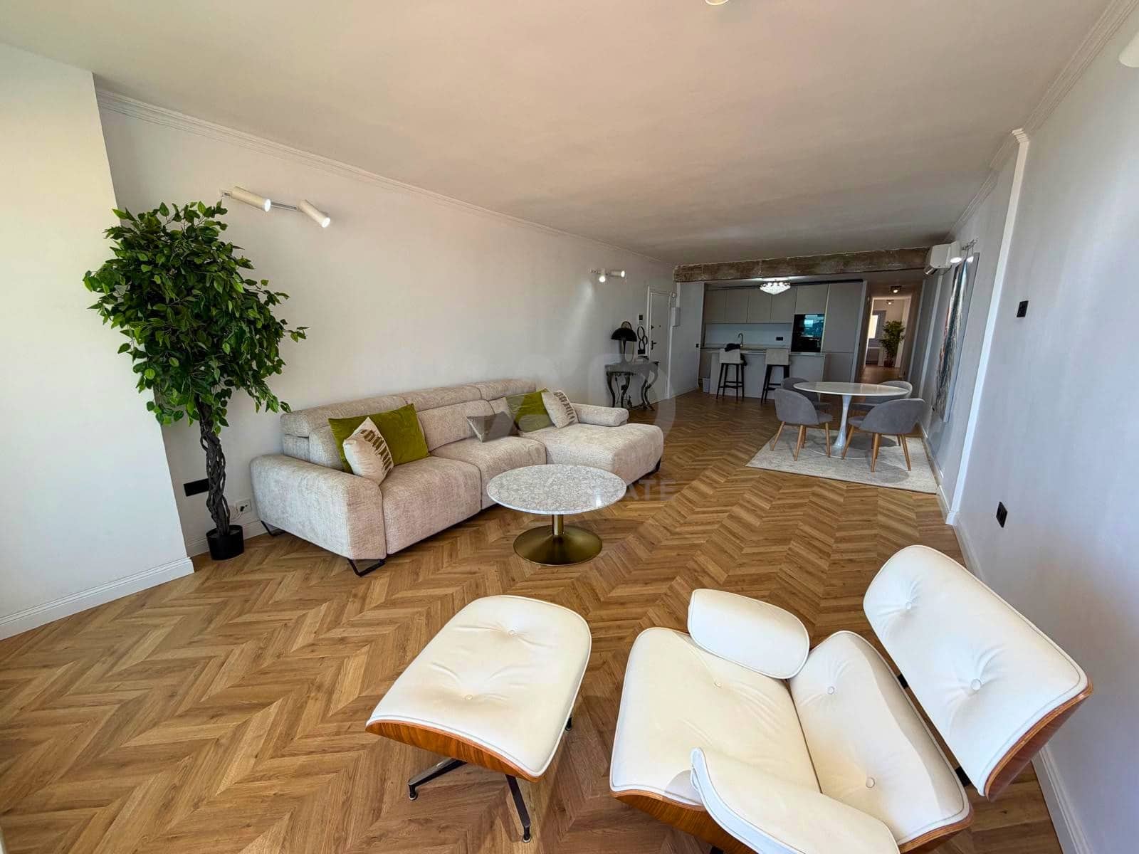 4 soveværelse Lejlighed til salg i Alicante by - € 695.000 (Ref: 9987958)