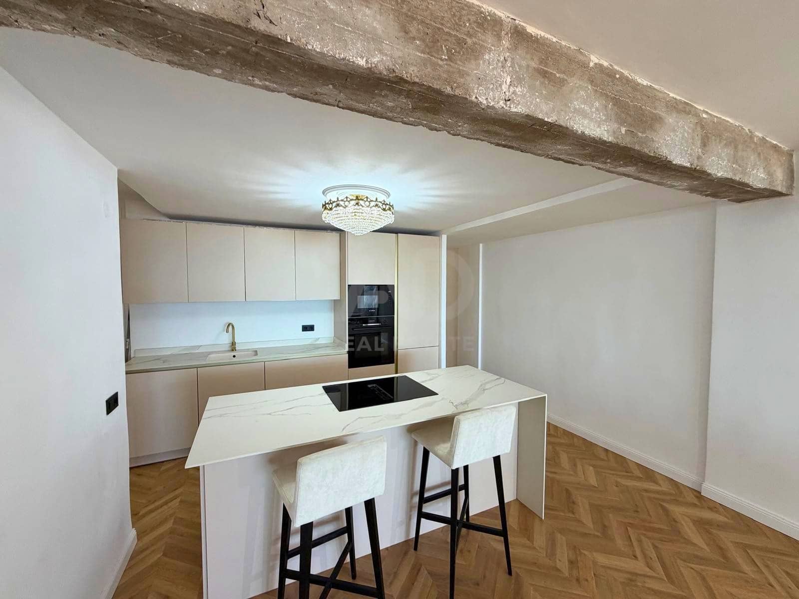 4 soveværelse Lejlighed til salg i Alicante by - € 695.000 (Ref: 9987958)