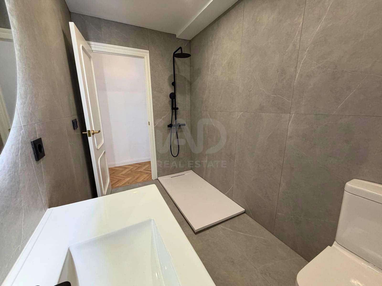 4 soveværelse Lejlighed til salg i Alicante by - € 695.000 (Ref: 9987958)