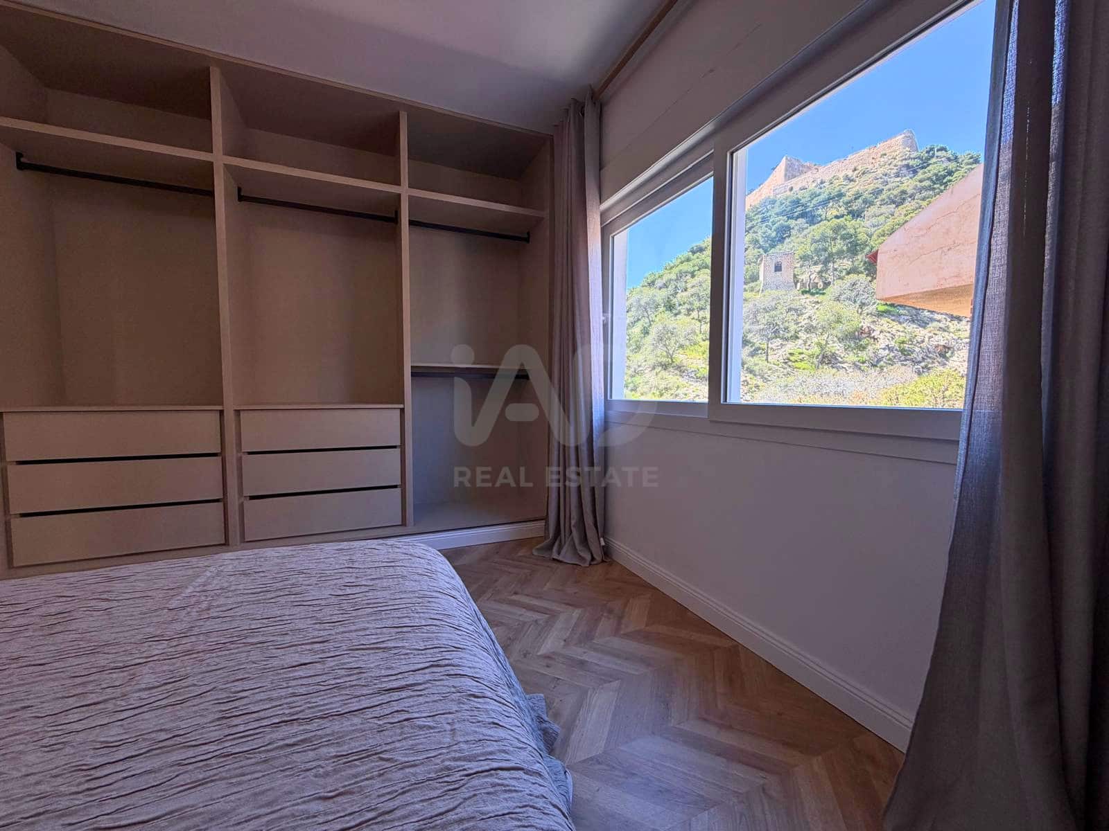 4 soveværelse Lejlighed til salg i Alicante by - € 695.000 (Ref: 9987958)