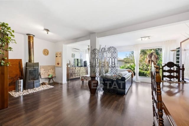 3 soveværelse Rækkehus til salg i Cabo de las Huertas, Alicante by - € 580.000 (Ref: 9987960)