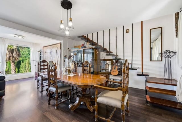 3 soveværelse Rækkehus til salg i Cabo de las Huertas, Alicante by - € 580.000 (Ref: 9987960)