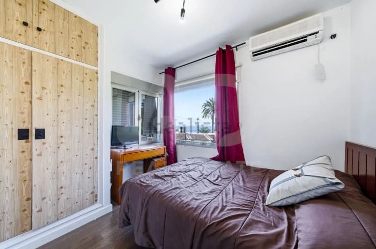 3 soveværelse Rækkehus til salg i Alicante by - € 580.000 (Ref: 9987960)