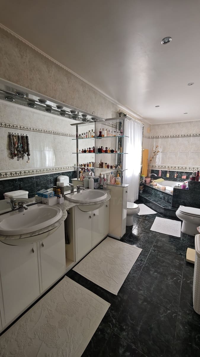 4 soveværelse Villa til salg i Orihuela med swimmingpool garage - € 1.550.000 (Ref: 9987961)