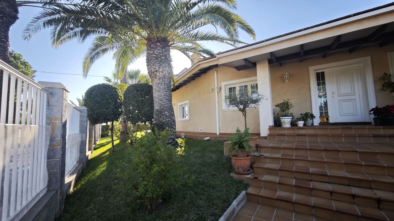 4 soveværelse Villa til salg i Orihuela med swimmingpool garage - € 1.550.000 (Ref: 9987961)