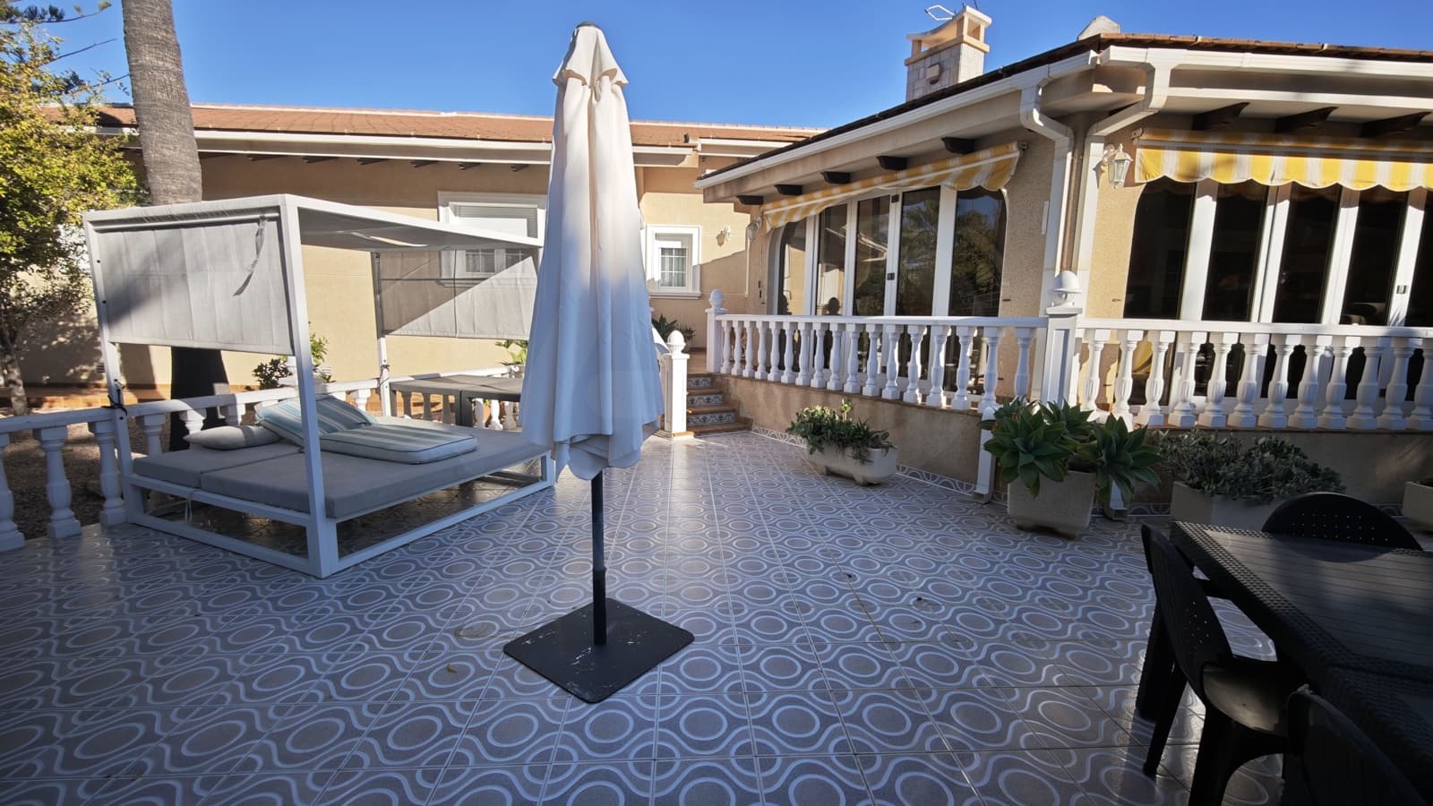 4 soveværelse Villa til salg i Orihuela med swimmingpool garage - € 1.550.000 (Ref: 9987961)