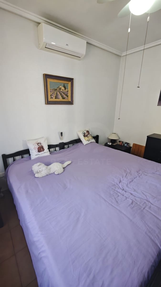 3 makuuhuone Omakotitalo myytävänä paikassa Alicante kaupunki mukana uima-altaan - 225 000 € (Ref: 9987966)