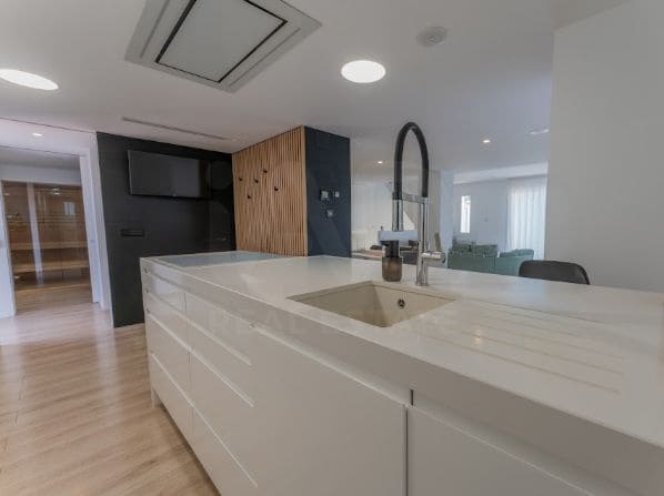 4 sovrum Hus till salu i Petrel / Petrer med pool - 990 000 € (Ref: 9987967)