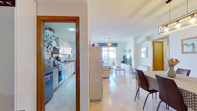 Apartamento de 3 habitaciones en Torredembarra en venta con garaje - 223.000 € (Ref: 9987968)