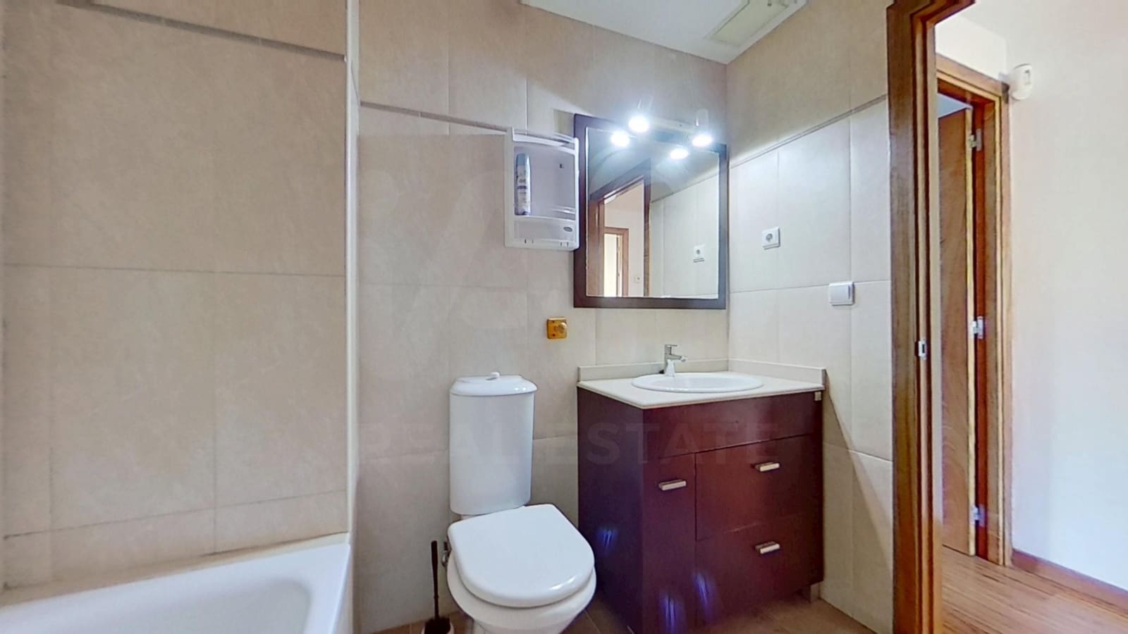 3 sypialnia Apartament na sprzedaż w Miasto Tarragona z garażem - 169 500 € (Ref: 9987970)