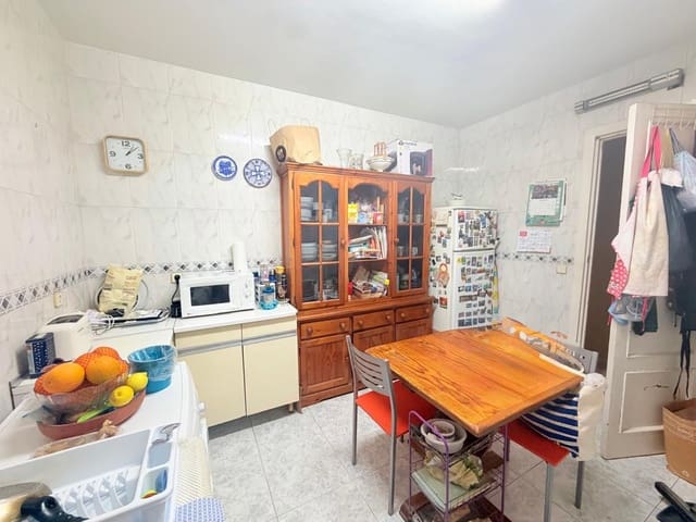 3 soveværelse Lejlighed til salg i Arapiles, Madrid by - € 550.000 (Ref: 9987975)