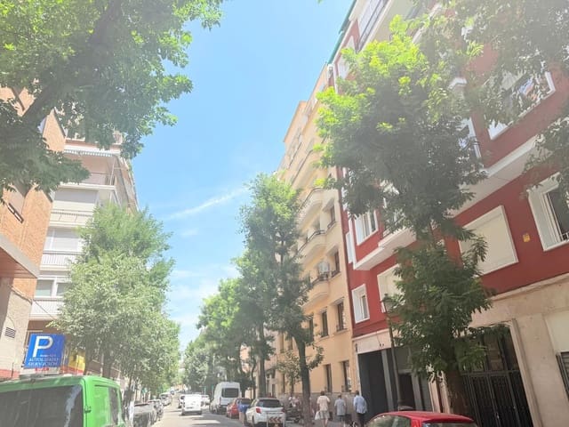 3 soveværelse Lejlighed til salg i Arapiles, Madrid by - € 550.000 (Ref: 9987975)