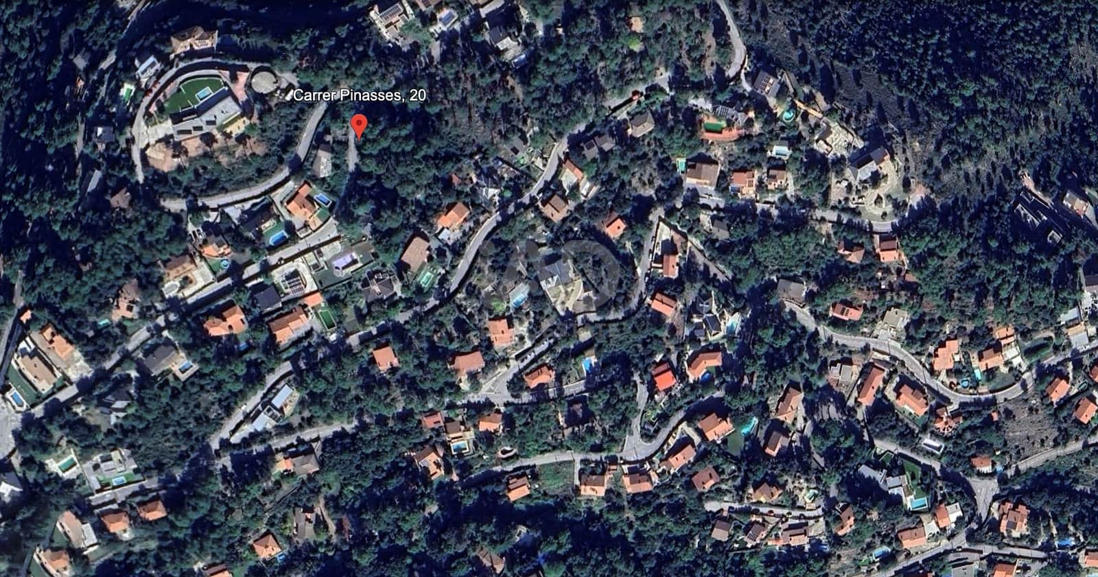 Grunde uden byggetilladelser til salg i Barcelona by - € 70.000 (Ref: 9987977)