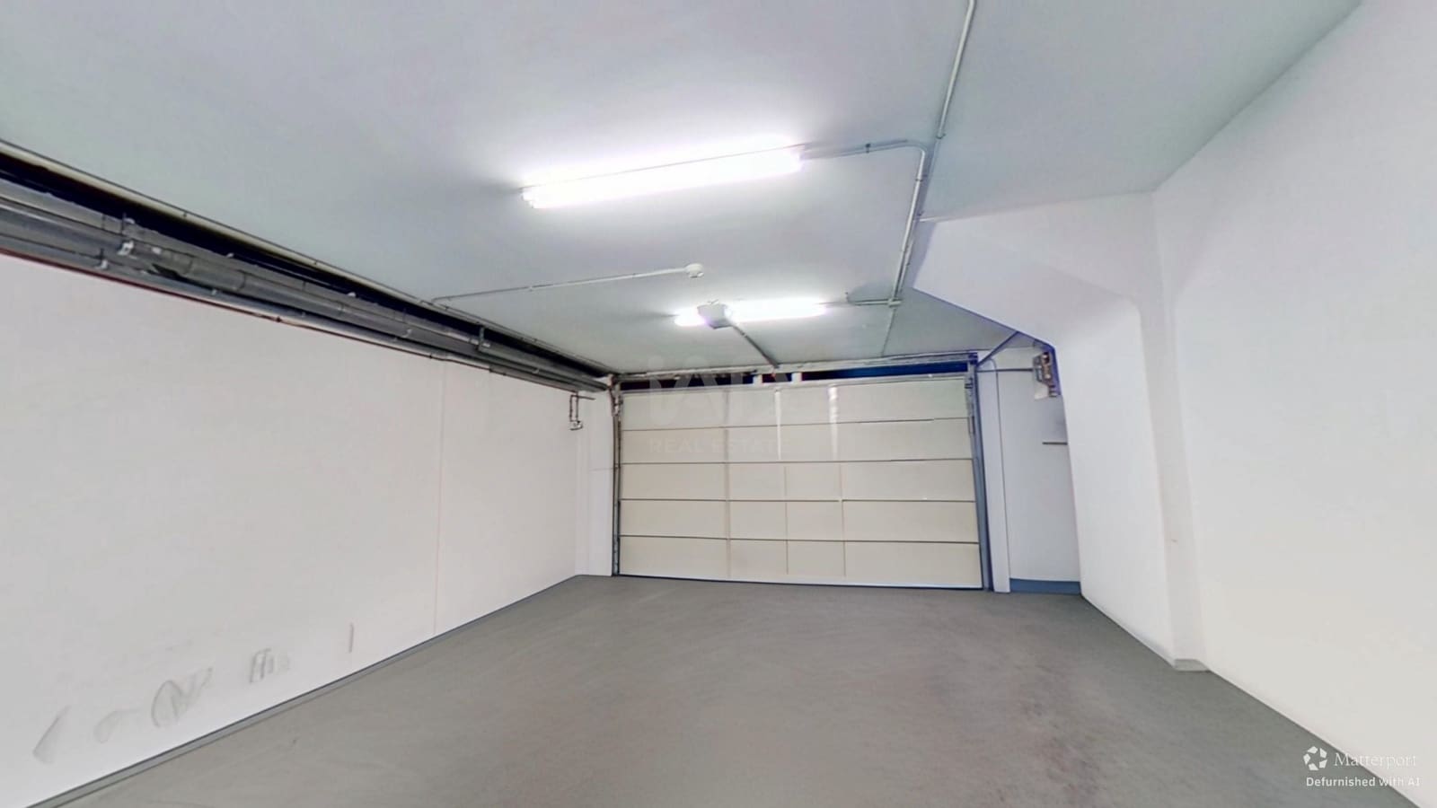 5 soveværelse Rækkehus til salg i Alicante by med swimmingpool garage - € 685.000 (Ref: 9987978)