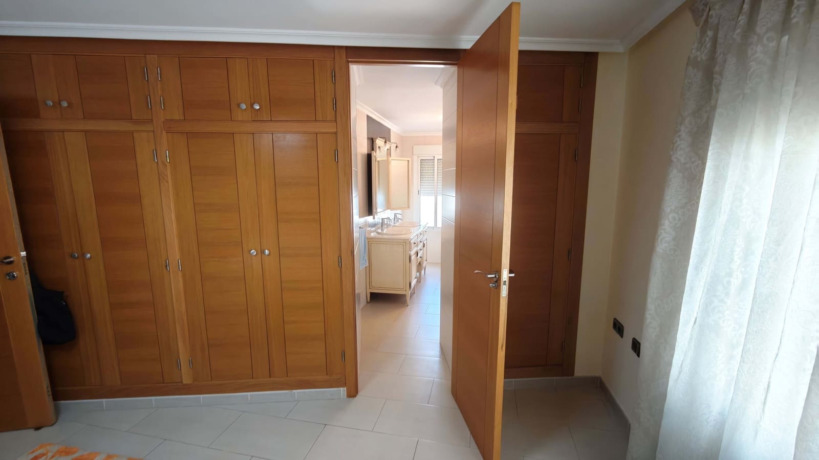 4 sypialnia Dom na sprzedaż w Miasto Alicante / Alacant z basenem - 480 000 € (Ref: 9987980)