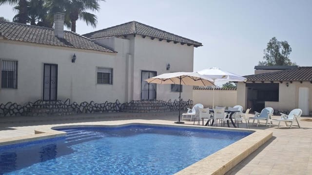 4 bedroom Townhouse for sale in Catral with pool - € 480,000 (Ref: 9987980)