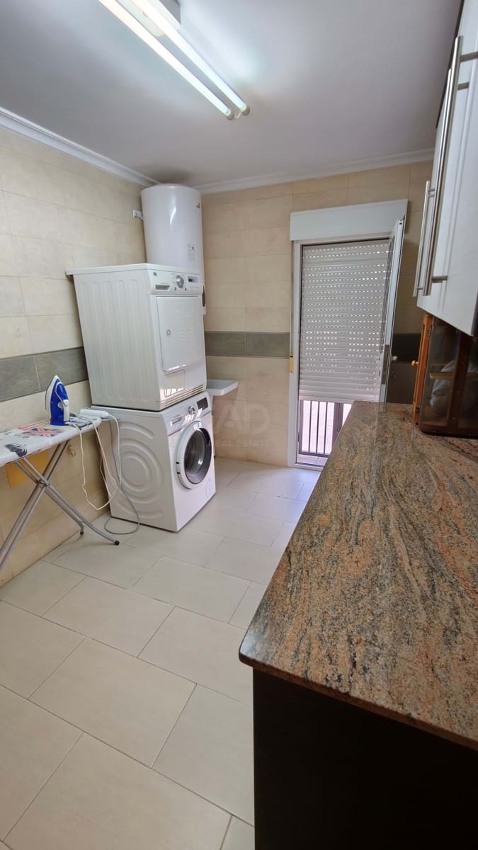 4 sypialnia Dom na sprzedaż w Miasto Alicante / Alacant z basenem - 480 000 € (Ref: 9987980)