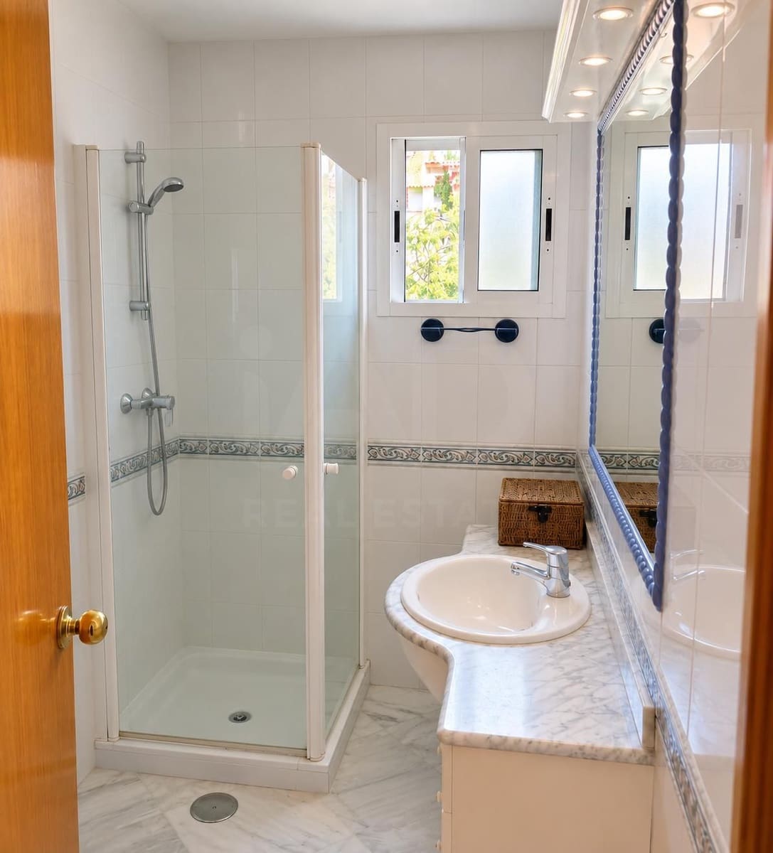 4 soverom Hus til salgs i Huelva by med svømmebasseng - € 385 000 (Ref: 9987981)