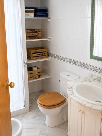 4 soverom Hus til salgs i Huelva by med svømmebasseng - € 385 000 (Ref: 9987981)