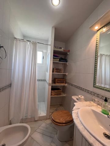 4 soverom Hus til salgs i Huelva by med svømmebasseng - € 385 000 (Ref: 9987981)