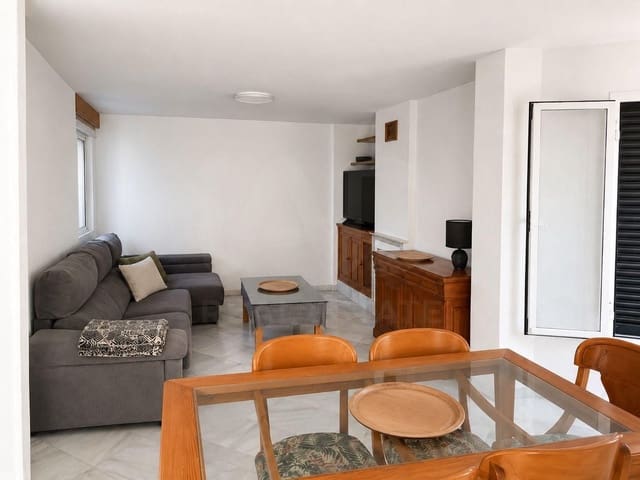 4 soverom Hus til salgs i Huelva by med svømmebasseng - € 385 000 (Ref: 9987981)