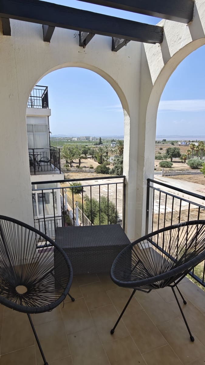 Apartamento de 2 habitaciones en Torrevieja en venta - 165.000 € (Ref: 9987982)