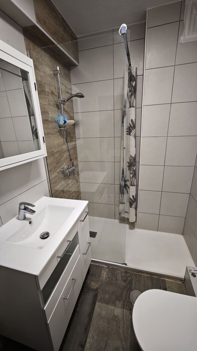 Apartamento de 2 habitaciones en Torrevieja en venta - 165.000 € (Ref: 9987982)