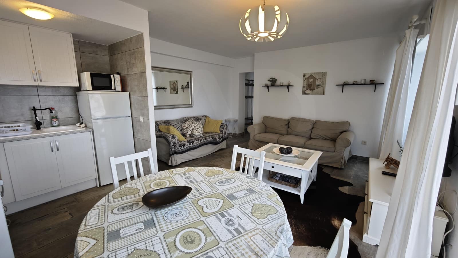 Apartamento de 2 habitaciones en Torrevieja en venta - 165.000 € (Ref: 9987982)