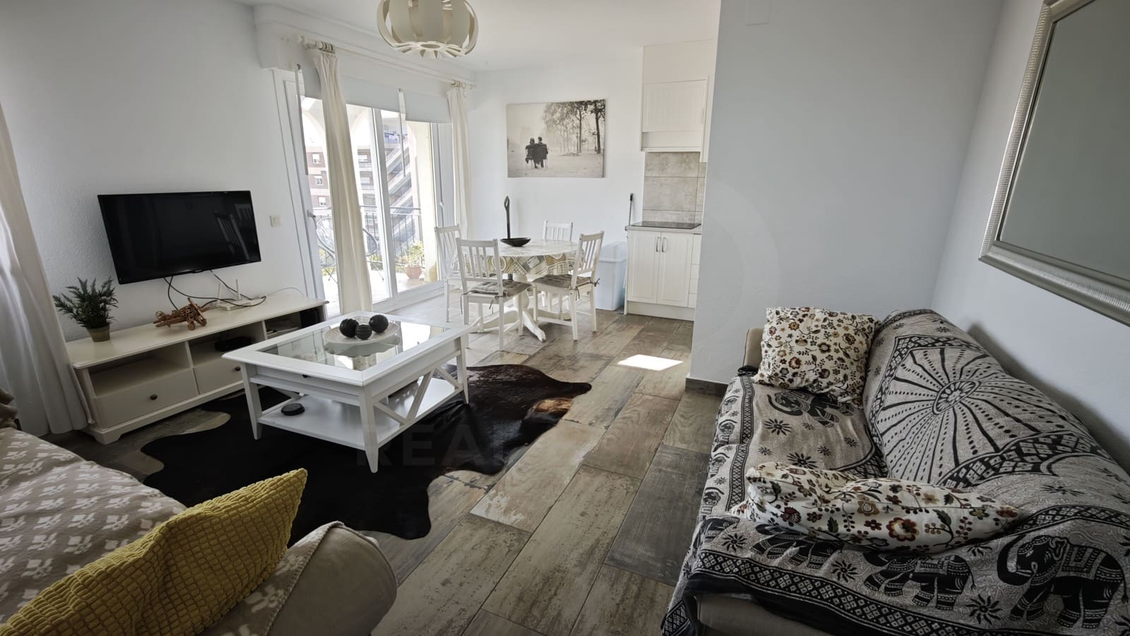 Apartamento de 2 habitaciones en Torrevieja en venta - 165.000 € (Ref: 9987982)