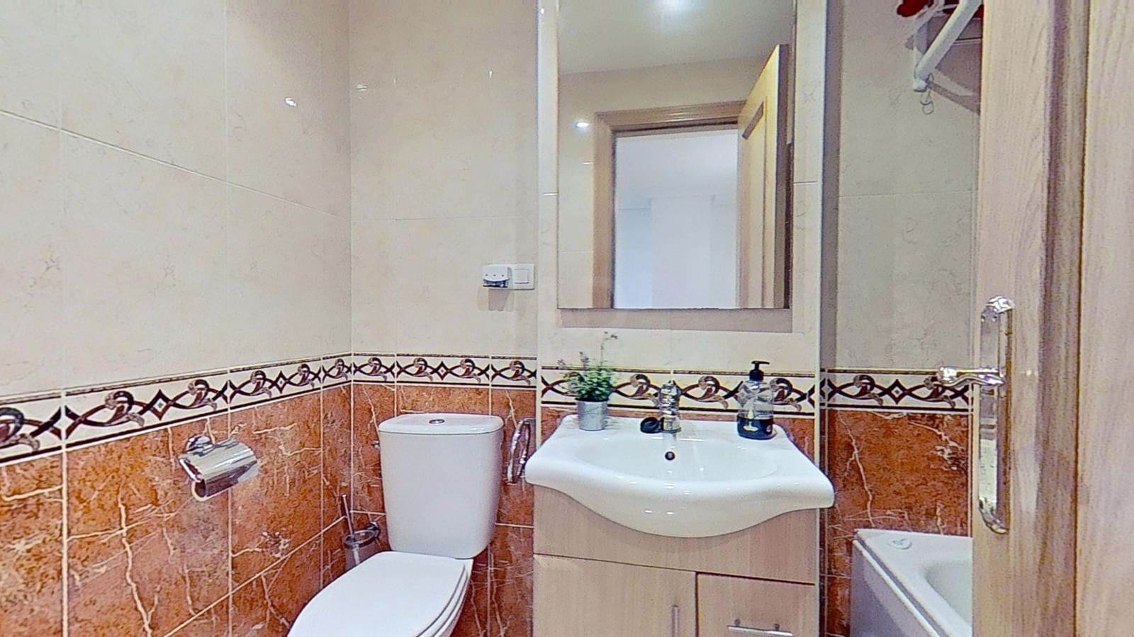 Apartamento de 2 habitaciones en Oropesa  en venta con piscina garaje - 129.900 € (Ref: 9987983)
