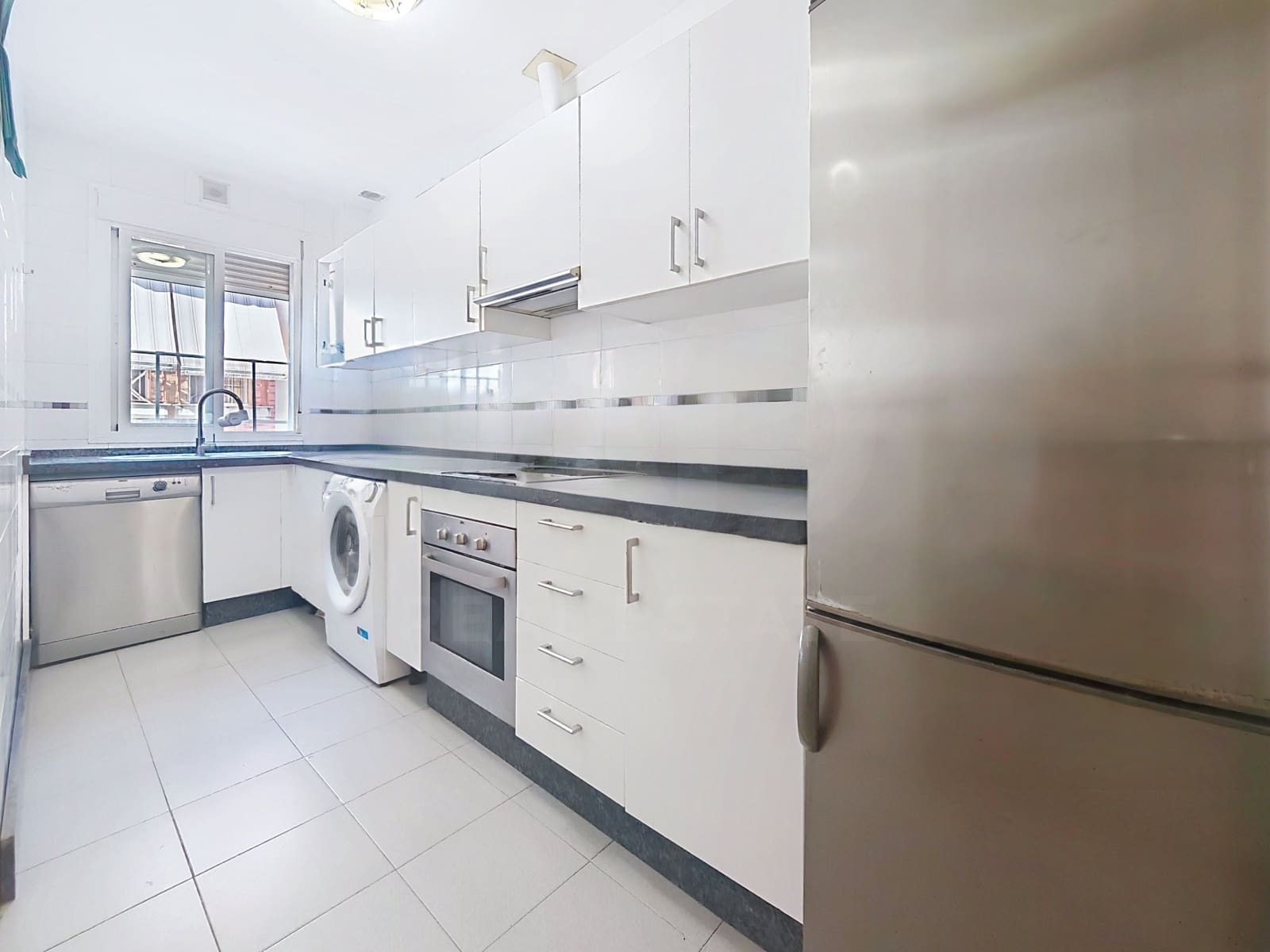 2 Zimmer Apartment zu verkaufen in Huelva Stadt - 157.000 € (Ref: 9987985)