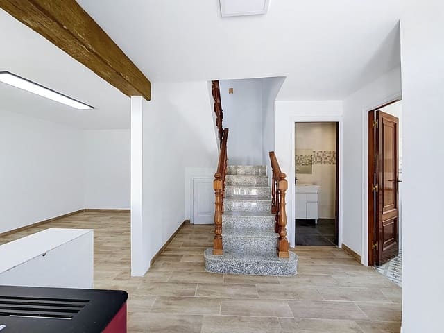 5 Zimmer Haus zu verkaufen in Pontevedra Stadt mit Garage - 182.000 € (Ref: 9987986)