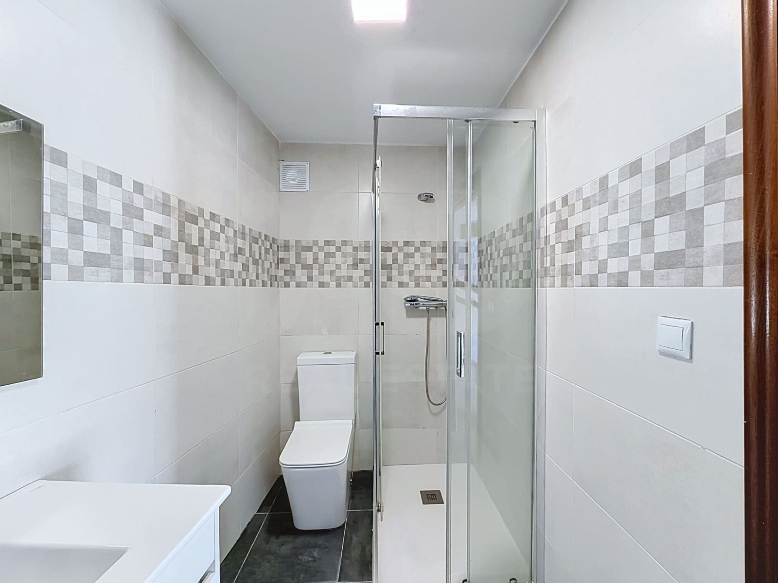 5 Zimmer Haus zu verkaufen in Pontevedra Stadt mit Garage - 182.000 € (Ref: 9987986)