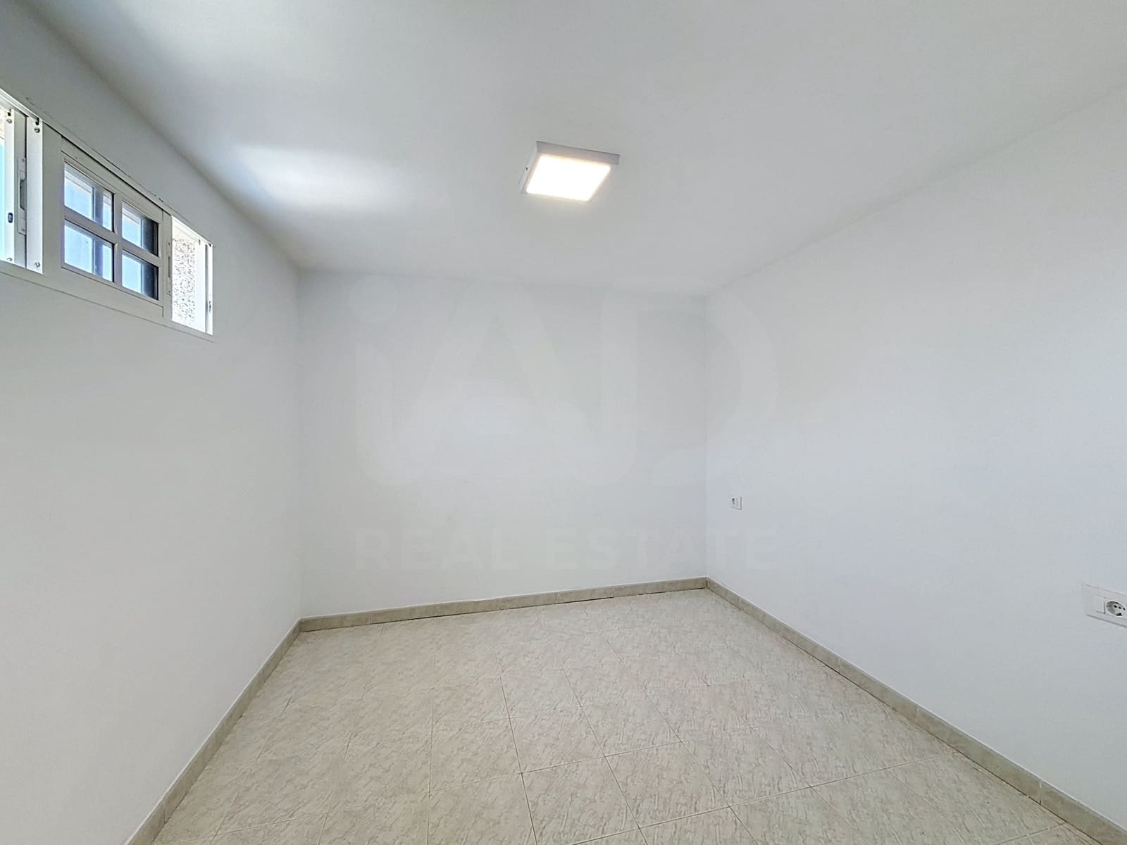 5 Zimmer Haus zu verkaufen in Pontevedra Stadt mit Garage - 182.000 € (Ref: 9987986)