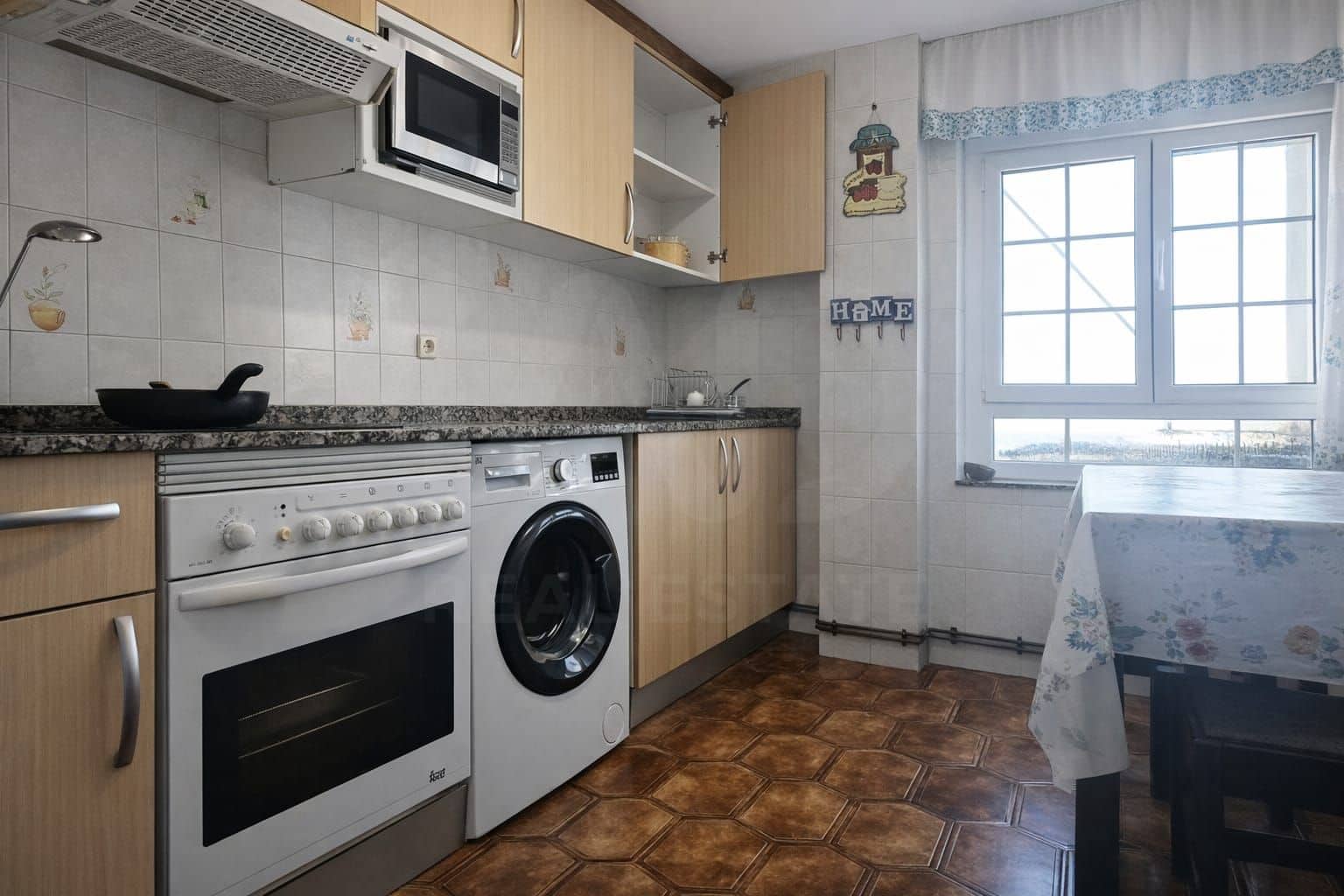 3 makuuhuone Huoneisto myytävänä paikassa Santander - 335 000 € (Ref: 9987989)