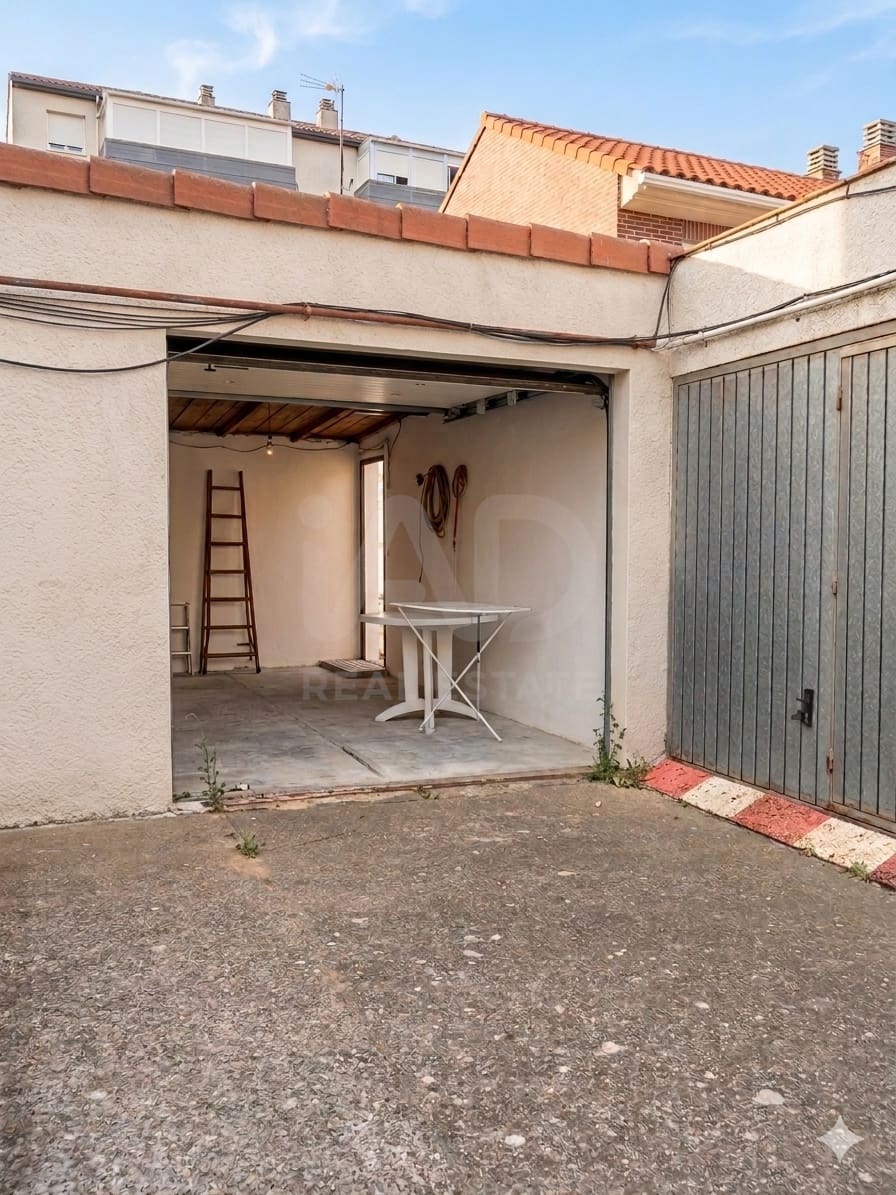 3 soverom Rekkehus til salgs i Palencia by med garasje - € 175 000 (Ref: 9987990)