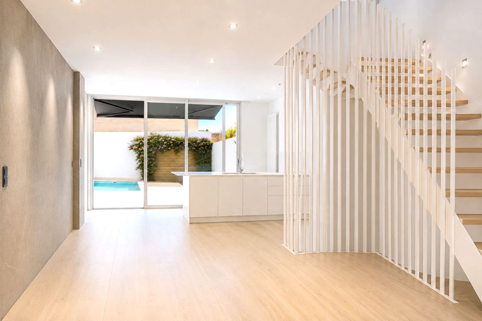 4 quarto Moradia em Banda para venda em Barcelona cidade com piscina garagem - 750 000 € (Ref: 9987993)