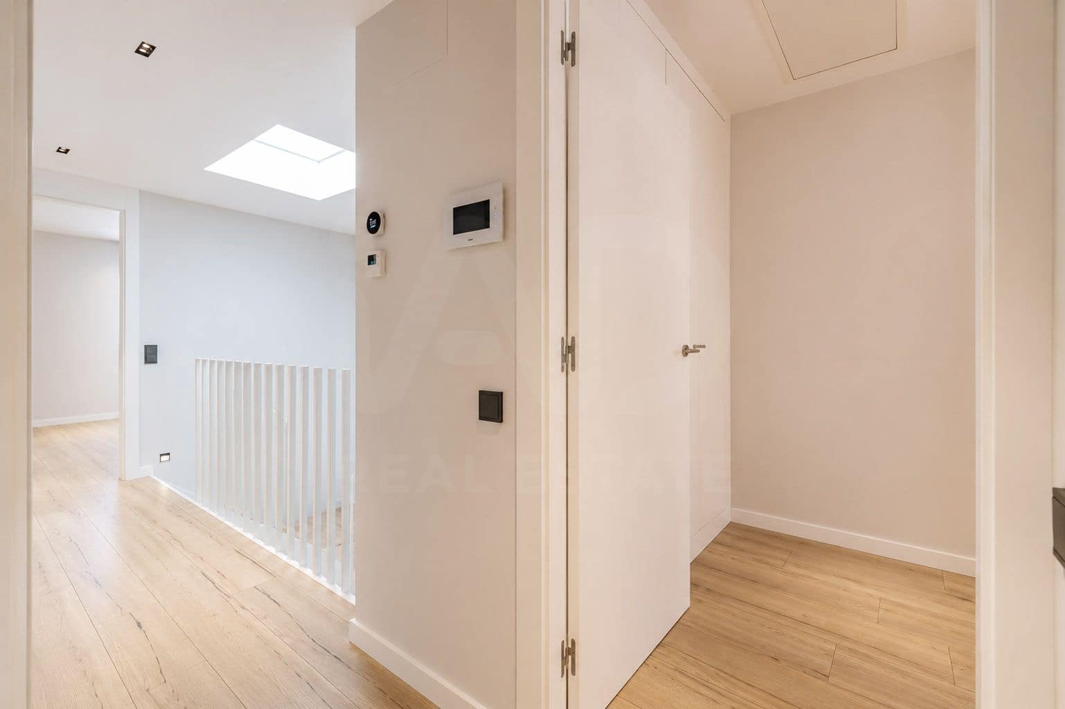 4 quarto Moradia em Banda para venda em Barcelona cidade com piscina garagem - 750 000 € (Ref: 9987993)