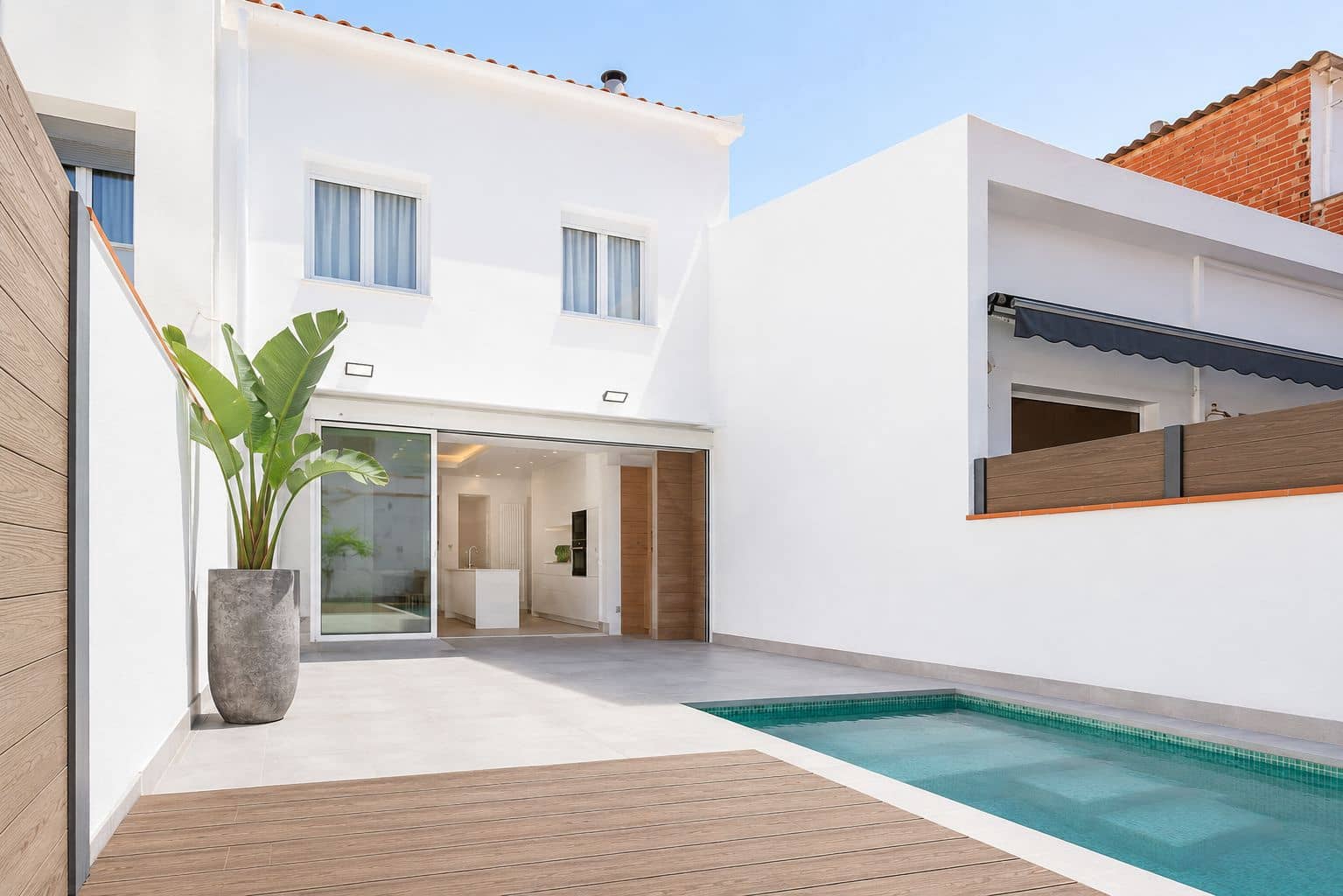 4 quarto Moradia em Banda para venda em Barcelona cidade com piscina garagem - 750 000 € (Ref: 9987993)
