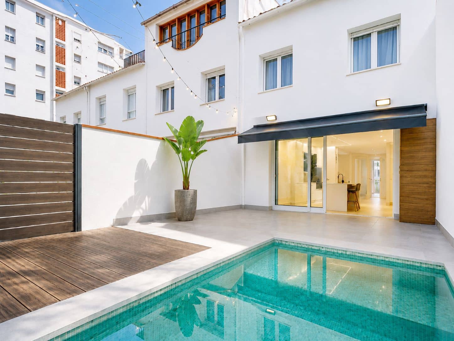4 quarto Moradia em Banda para venda em Barcelona cidade com piscina garagem - 750 000 € (Ref: 9987993)