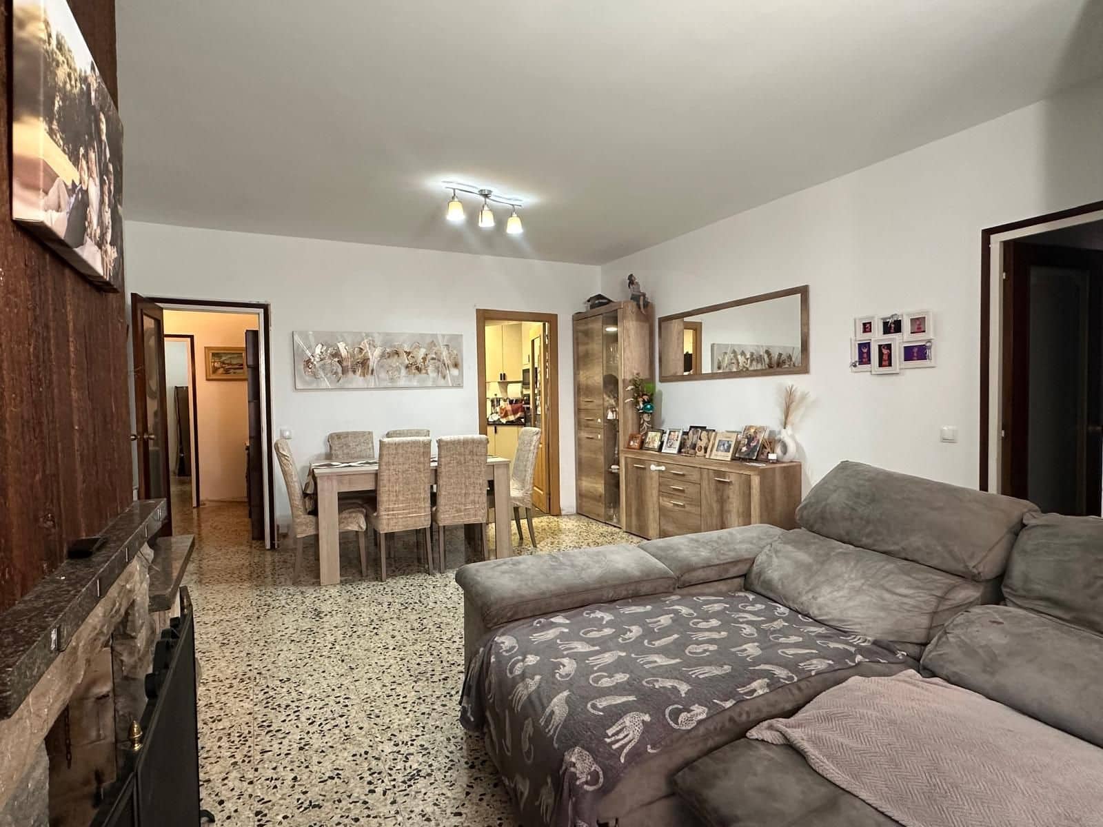 5 sovrum Lägenhet till salu i Sant Andreu de la Barca - 390 000 € (Ref: 9987996)