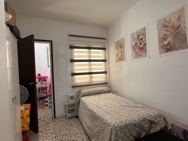 5 sovrum Lägenhet till salu i Sant Andreu de la Barca - 390 000 € (Ref: 9987996)