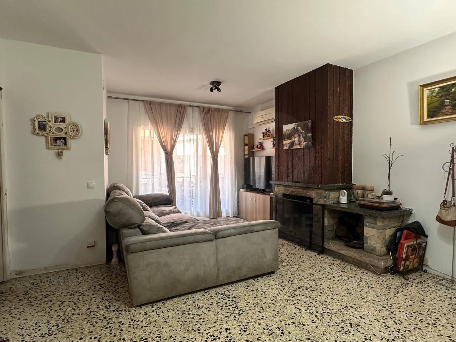 5 sovrum Lägenhet till salu i Sant Andreu de la Barca - 390 000 € (Ref: 9987996)