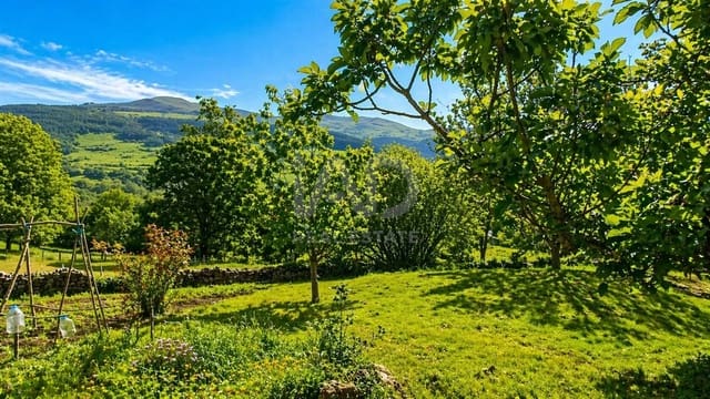 Adosado de 4 habitaciones en Villegar, Corvera de Toranzo en venta - 240.000 € (Ref: 9987997)